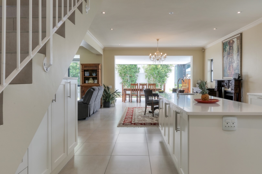 4 Bedroom Property for Sale in Newlands Western Cape